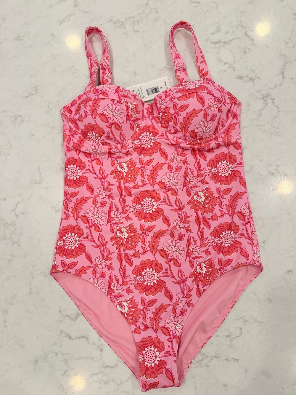 Vineyard Vines Amagansett Underwire One-Piece - Pink Floral